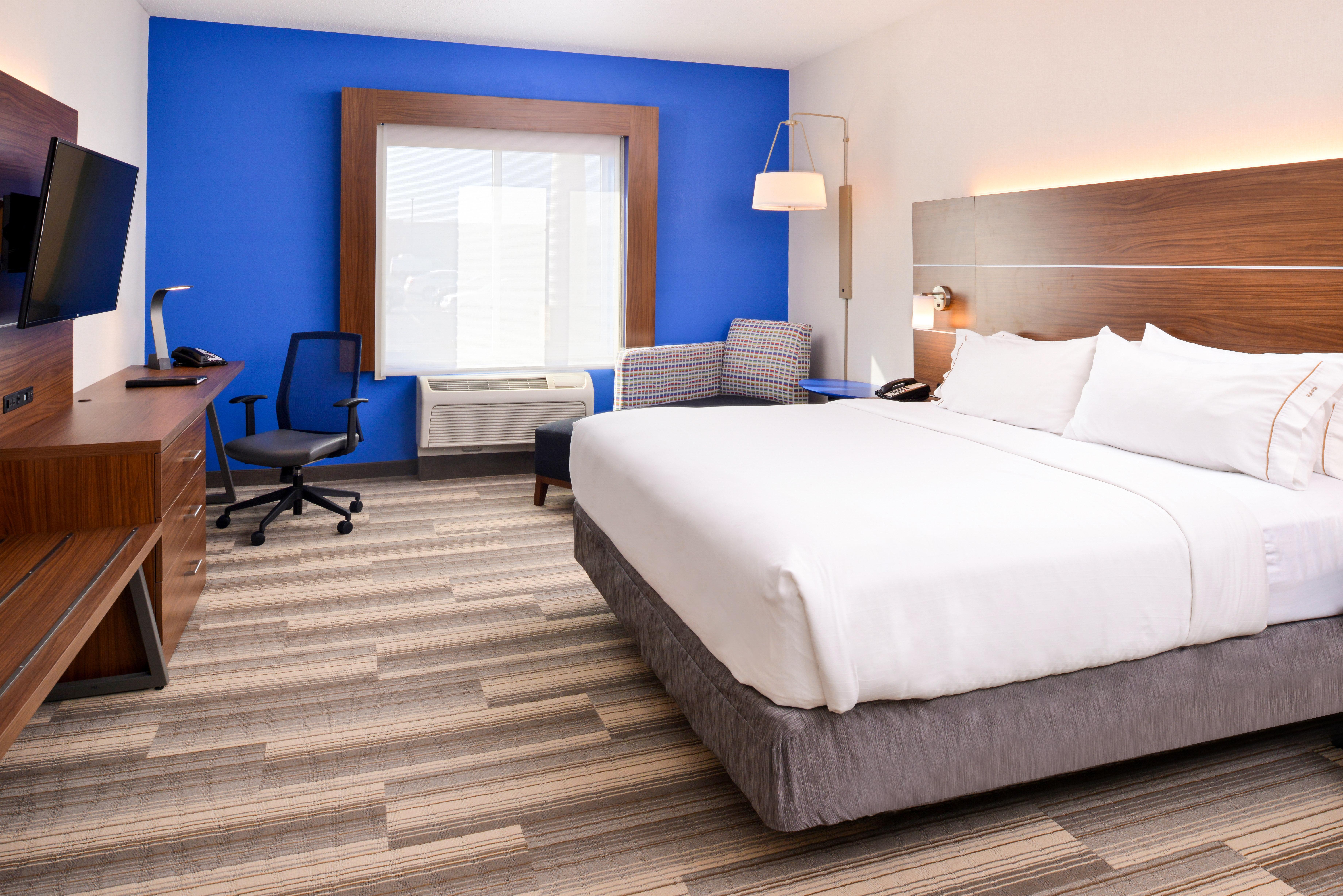 Holiday Inn Express Hotel & Suites Urbana-Champaign-U Of I Area By Ihg Екстериор снимка