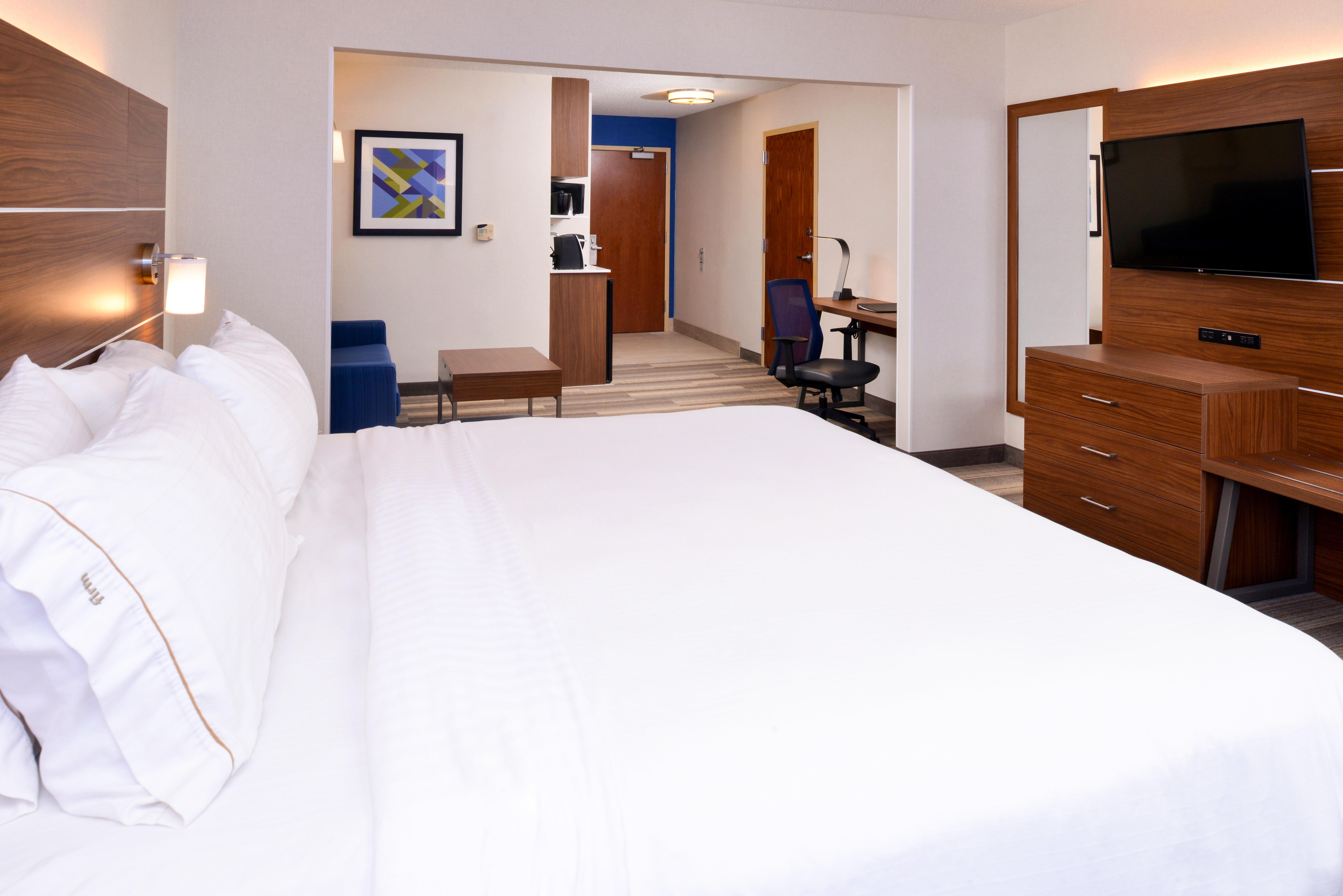 Holiday Inn Express Hotel & Suites Urbana-Champaign-U Of I Area By Ihg Екстериор снимка