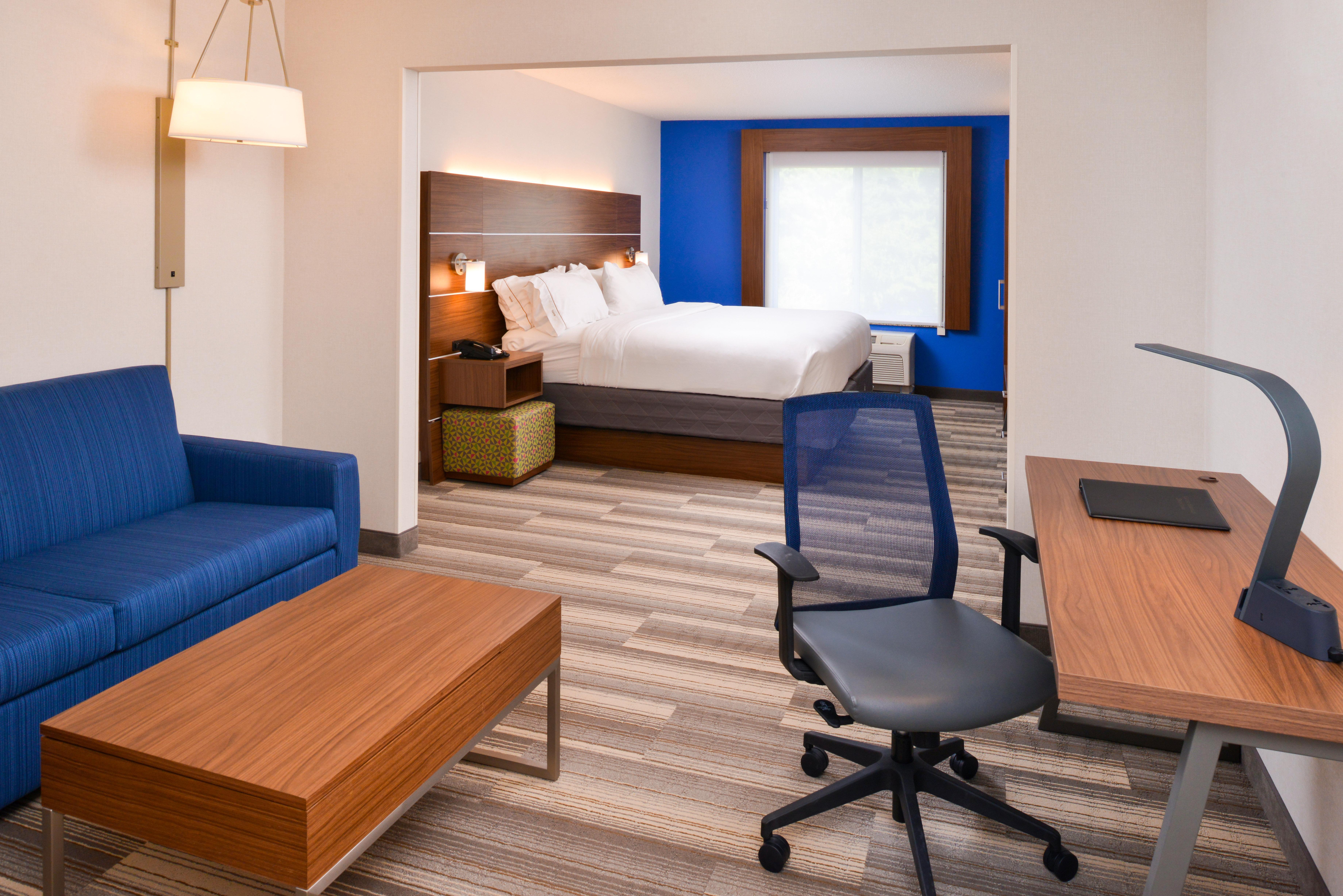 Holiday Inn Express Hotel & Suites Urbana-Champaign-U Of I Area By Ihg Екстериор снимка