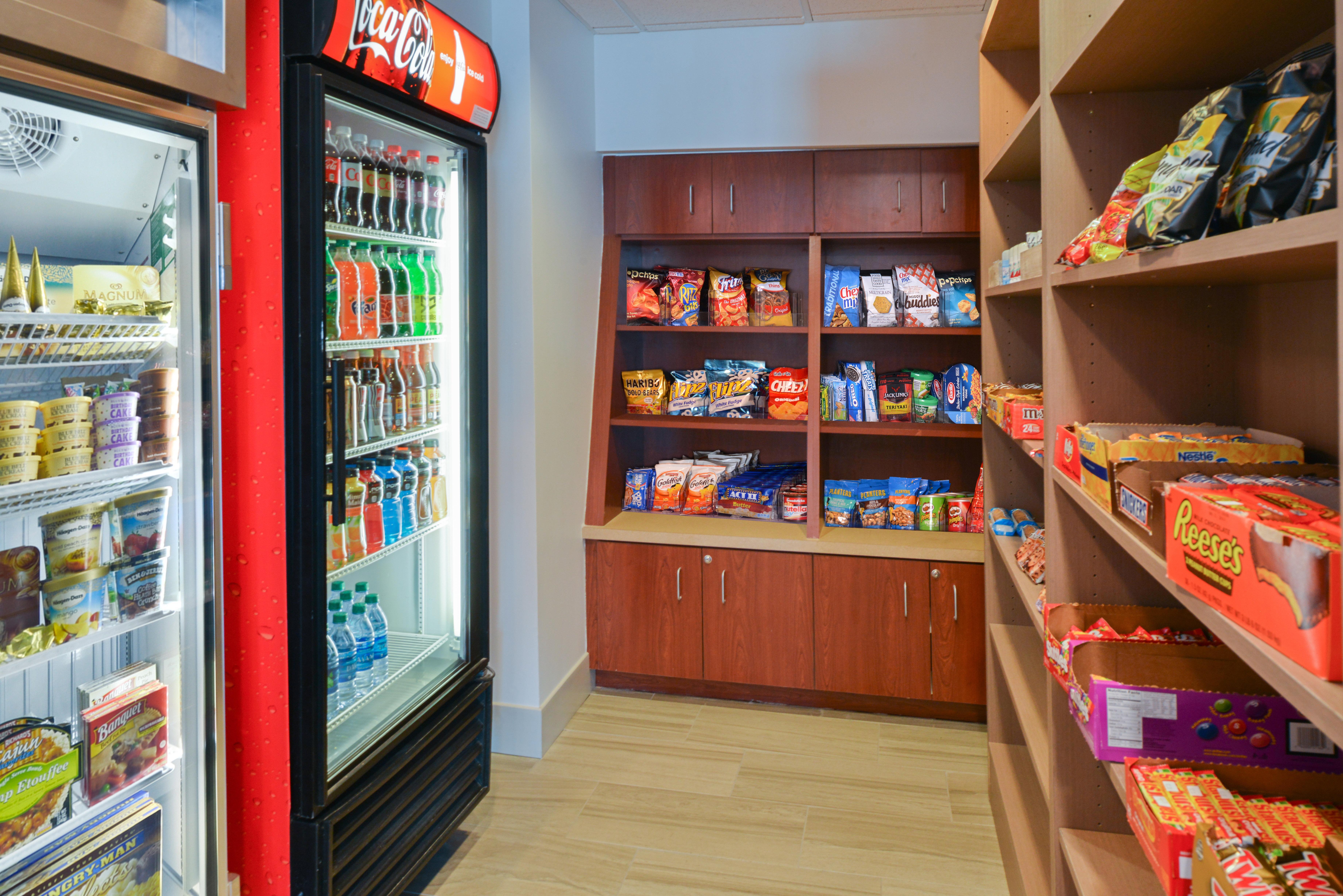Holiday Inn Express Hotel & Suites Urbana-Champaign-U Of I Area By Ihg Екстериор снимка