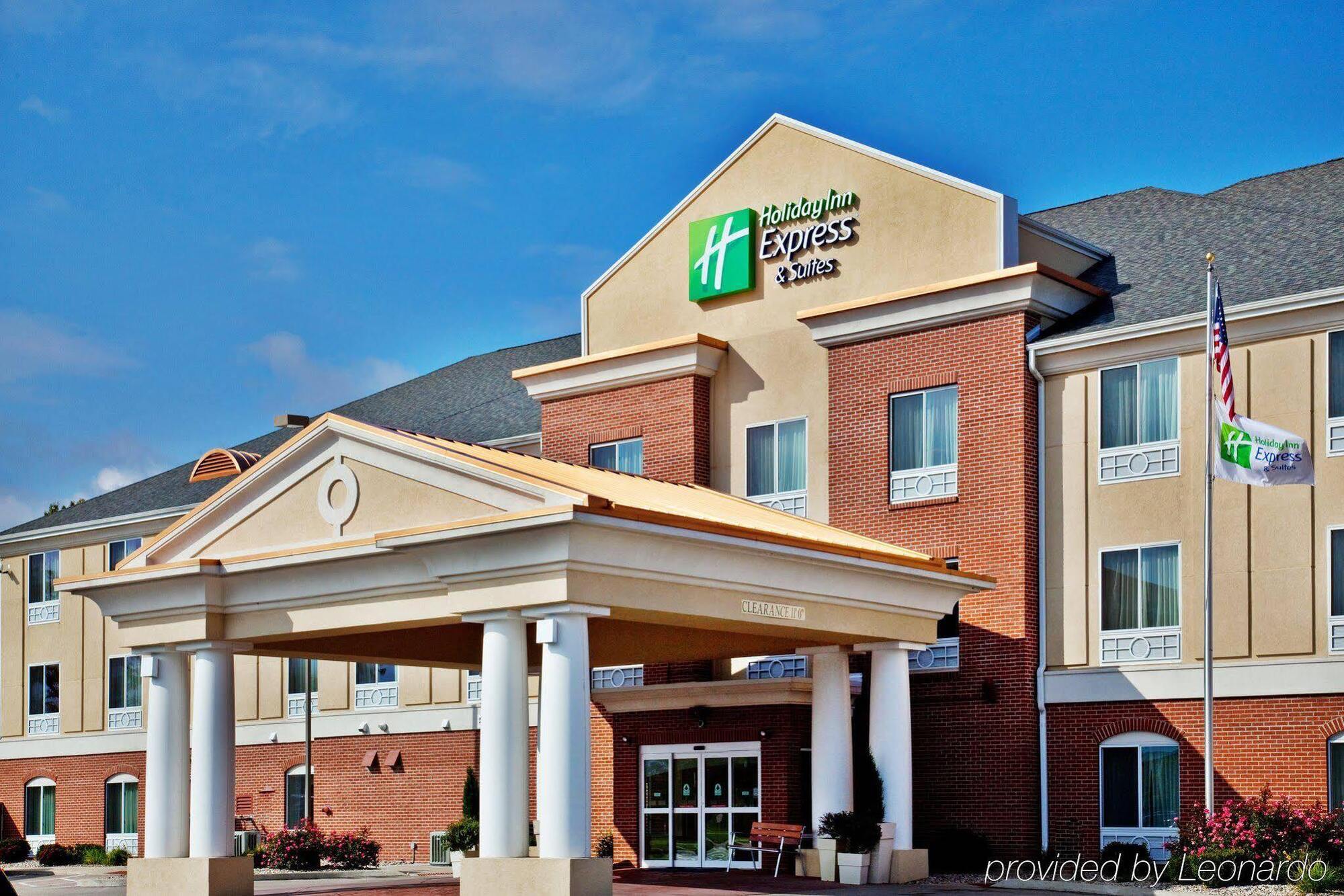 Holiday Inn Express Hotel & Suites Urbana-Champaign-U Of I Area By Ihg Екстериор снимка